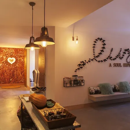 Luz Charming פאטימה